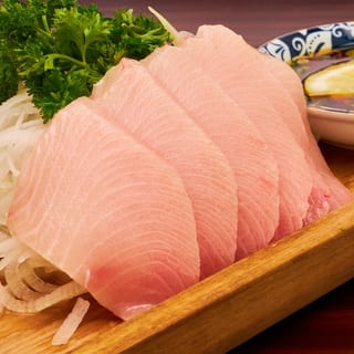 Yellowtail Sashimi (6PCS)